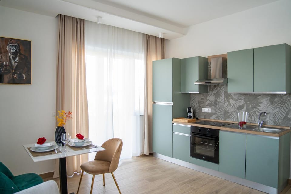 Viroga Suite Apartments Apartment hotel in Campania
