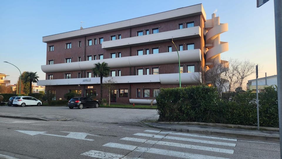 Ahr Hotel Antille Hotel in Dolo