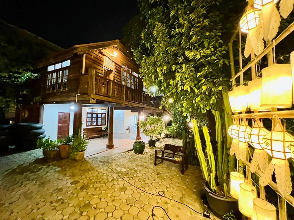 Was Na Yajai Hotel in Thailand