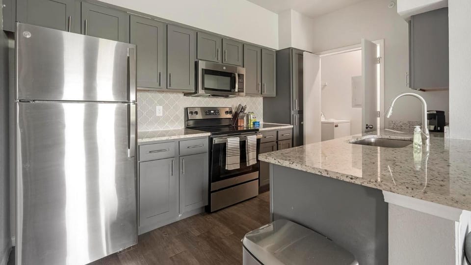 Landing San Antonio Alamo Ranch Apartments Hotel in San Antonio