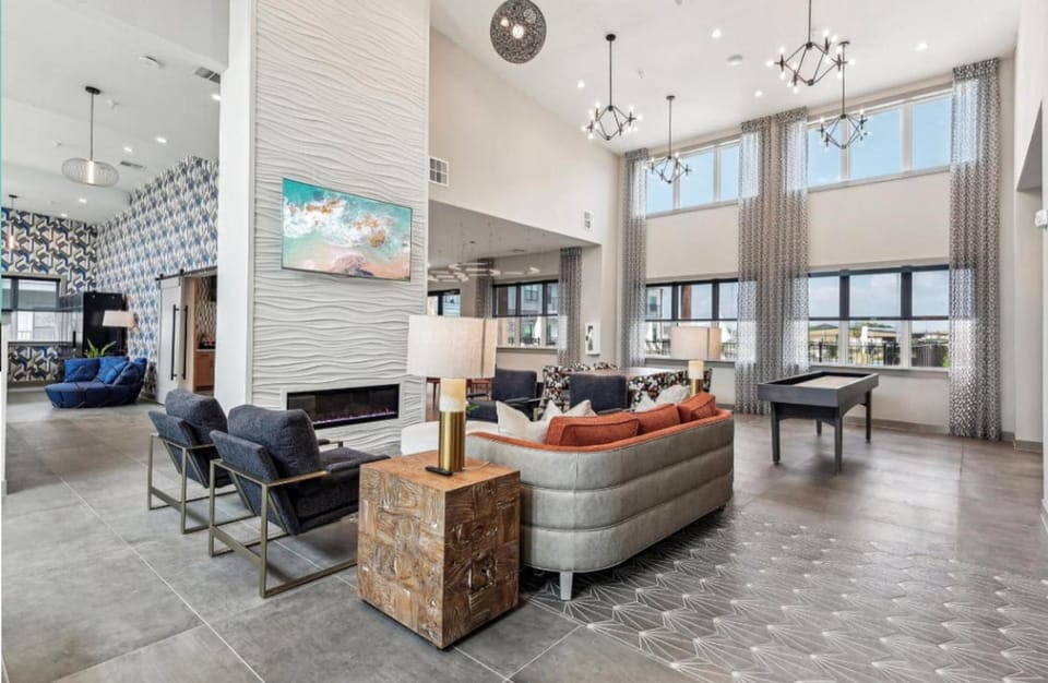 Landing Apartments - Seguin Hotel in Seguin