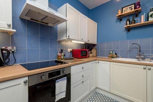 Room In Traditional Edinburgh Apartment Hotel in Edinburgh