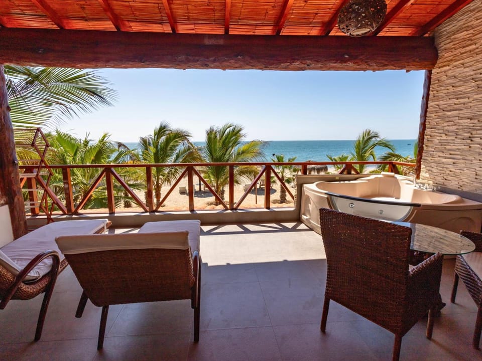 Apart Hotel Las Cherelas Hotel in Canoas de Punta Sal