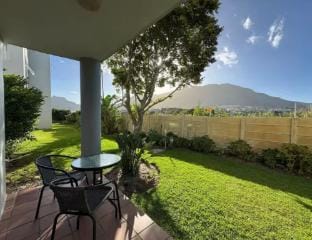Bedroom Ground Floor Apartment  Princess Beach Club  HoutBay Hotel in Cape Town