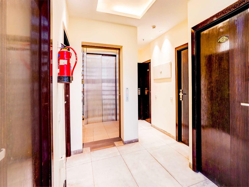 Townhouse Oak Pitampura West Enclave Hotel in Delhi