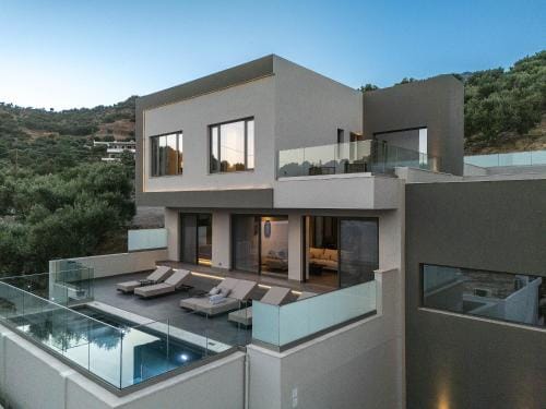 Maple Villas - Modern Sea View Villas with Pools, Walk to Plakias Beach Hotel in Crete
