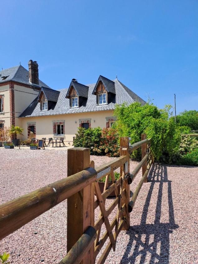 Chambres "Le Tirel " Hotel in Normandy