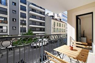 Charming Appt - 1BDR/2P - Near Paris & La Défense Hotel in Puteaux