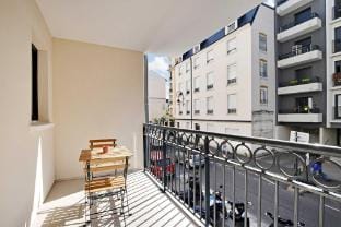 Charming Appt - 1BDR/2P - Near Paris & La Défense Hotel in Puteaux