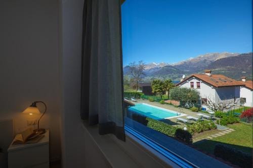 Residence Girasole Casa Gialla Hotel in Colico