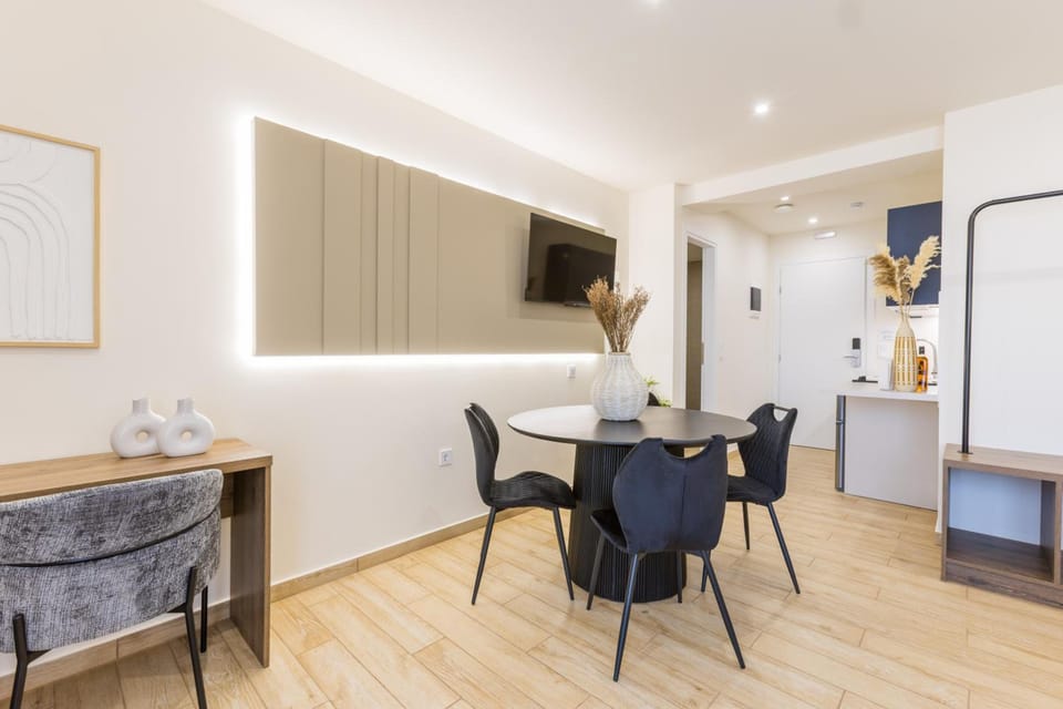 Raise Thiseio Stylish Living Hotel in Athens