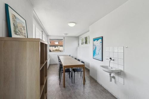 A & G Rooms Self Check-In Hostel in Zurich City