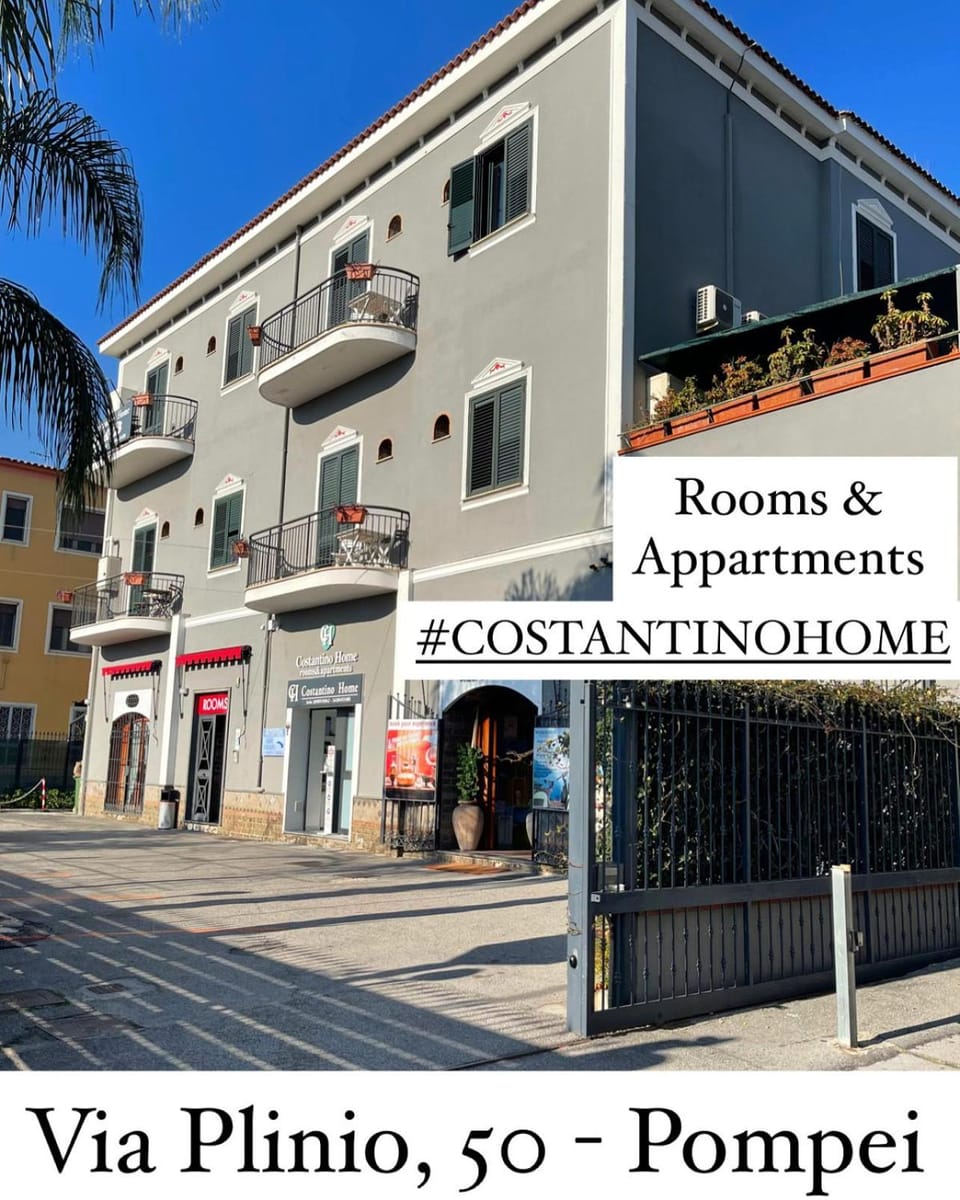Costantino Home Hotel in Pompeii