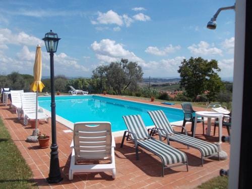 Le Pergoline B&B Hotel in Tuscany