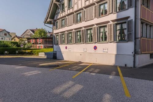 Gasthaus zur Sonne - Hotel - Restaurant - Boutique Hotel in St. Gallen, Switzerland