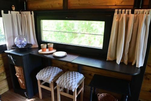 Cabane du hibou Hotel in Wallonia, Belgium