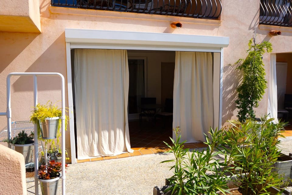 Lone Star House Hotel in Sainte-Maxime