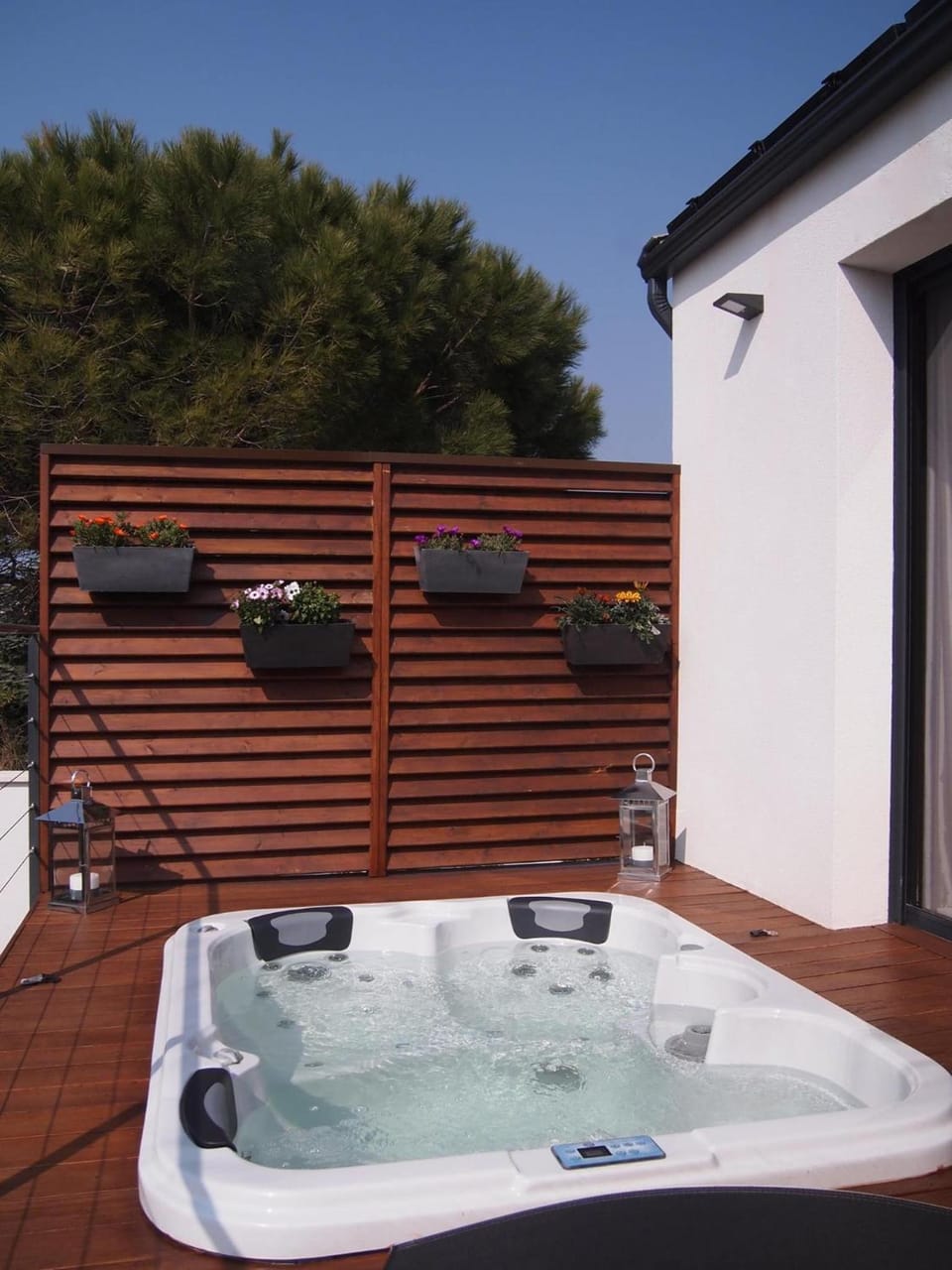 L'ESCALE COTE BLEUE B&B AND Spa Hotel in Sausset-les-Pins