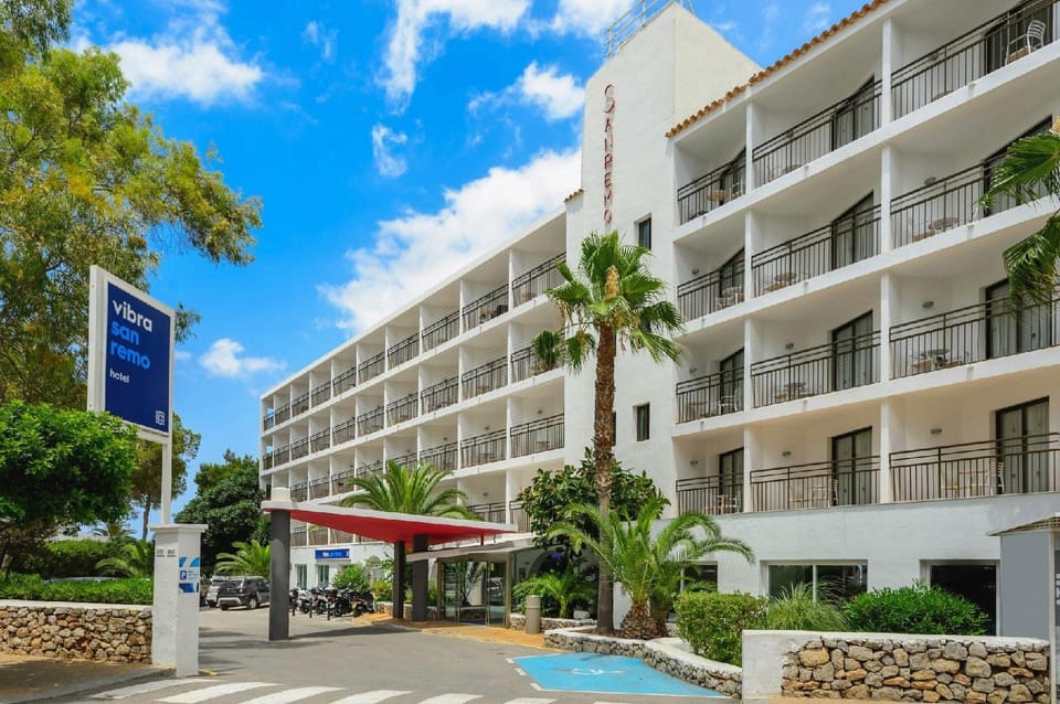 Apartamentos Vibra Tivoli Apartment hotel in Ibiza
