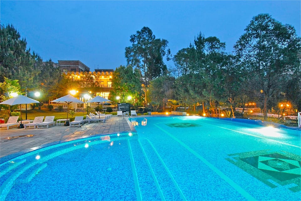 Swimming pool