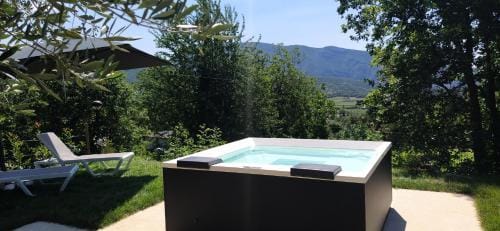 Carmen de Nella Eco Lodge 4* Hotel in Lake Garda