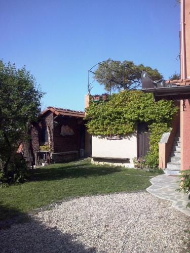 B&B Terre e Colori Hotel in Genoa