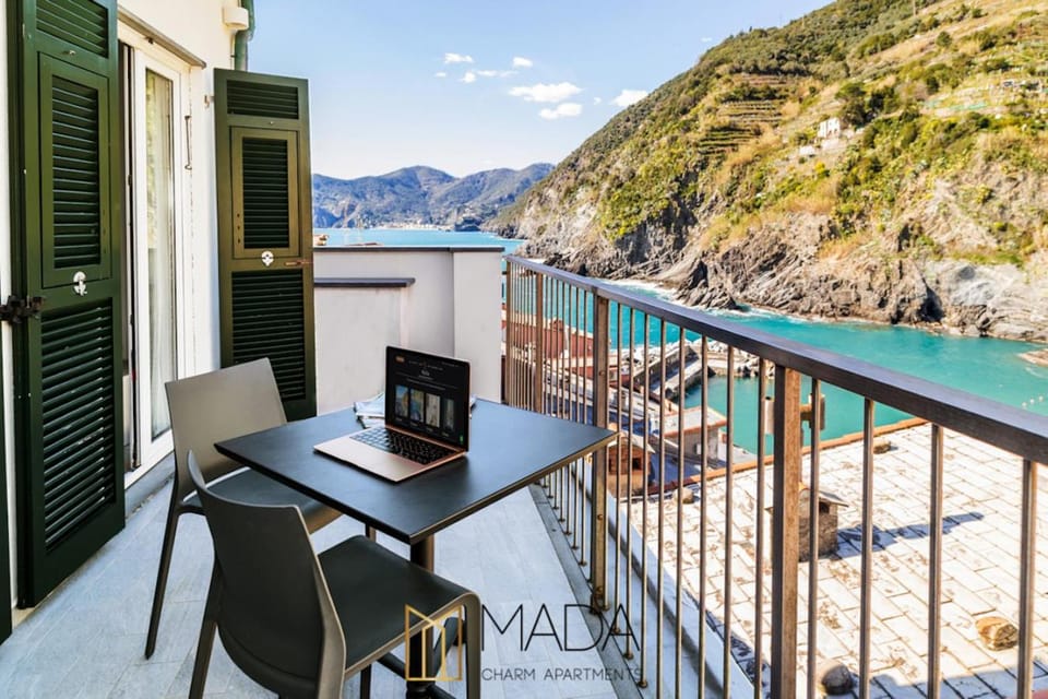 MADA Charm Apartments Jacuzzi Hotel in Vernazza
