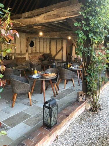 Le pigeonnier de la Farge Hotel in Chaumont-sur-Tharonne