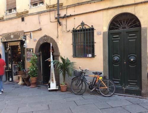 Mavi's bedrooms Hotel in Capannori