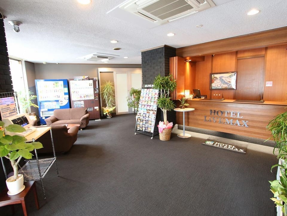 Hotel Livemax BUDGET Naha Tomarikou Hotel in Naha