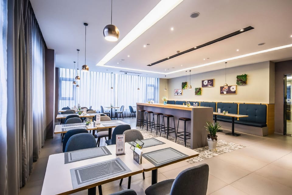 Home Inn Style Taicang Wanda Plaza Hotel in Suzhou