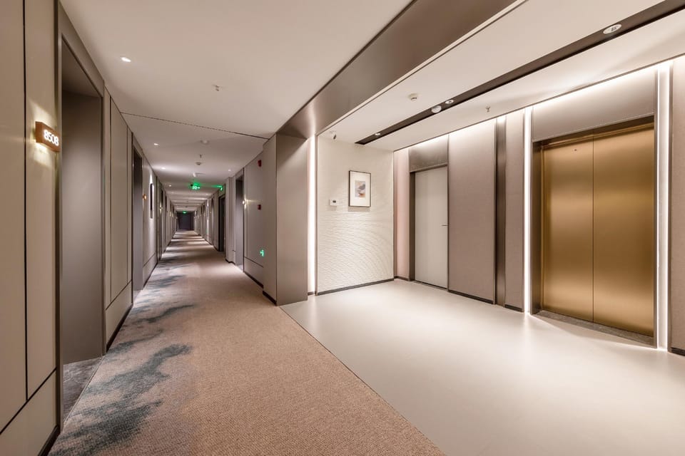Home Inn Style Yangzhou Yizheng Xupu Station Dongyuan Hotel in Nanjing