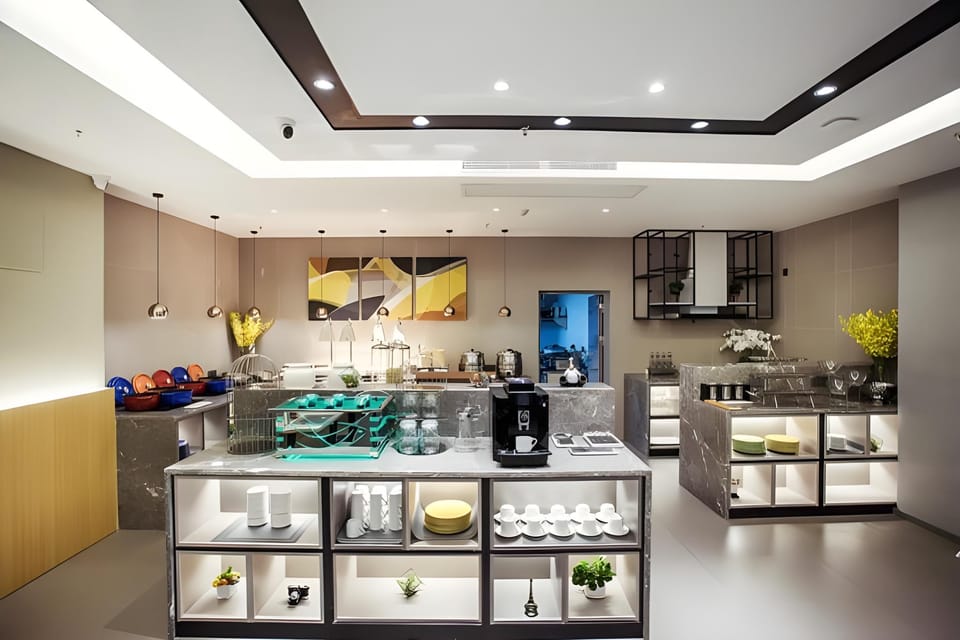 Home Inn Style Fengxian Jiefang East Road Old Dongguan Pedestrian Street Hotel in Jiangsu