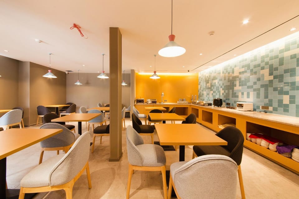 Home Inn Neo Shijiazhuang Youyi Avenue Hezuo Road Hotel in China