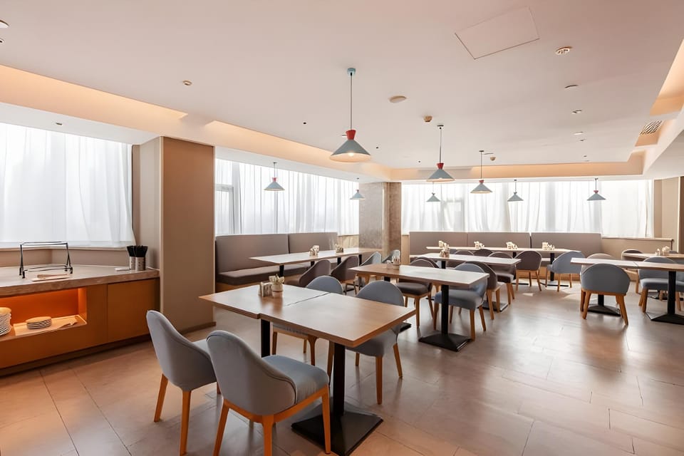 Home Inn Neo Shijiazhuang Yuhua West Road Bus Terminal Hotel in China