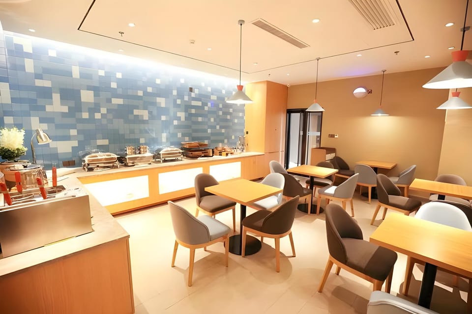 Home Inn Neo Shijiazhuang Luancheng Shiluan Avenue Daqiao Road Hotel in China