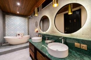 Saint Martin Villas Bali Hotel in North Kuta