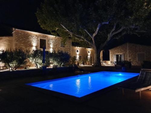Mas de Nonin St Remy de Provence Hotel in Provence-Alpes-Côte d'Azur