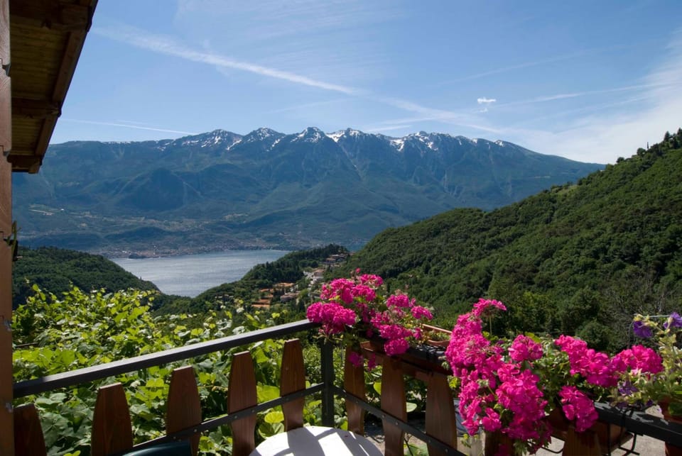 Agriturismo La Zangola Hotel in Tignale