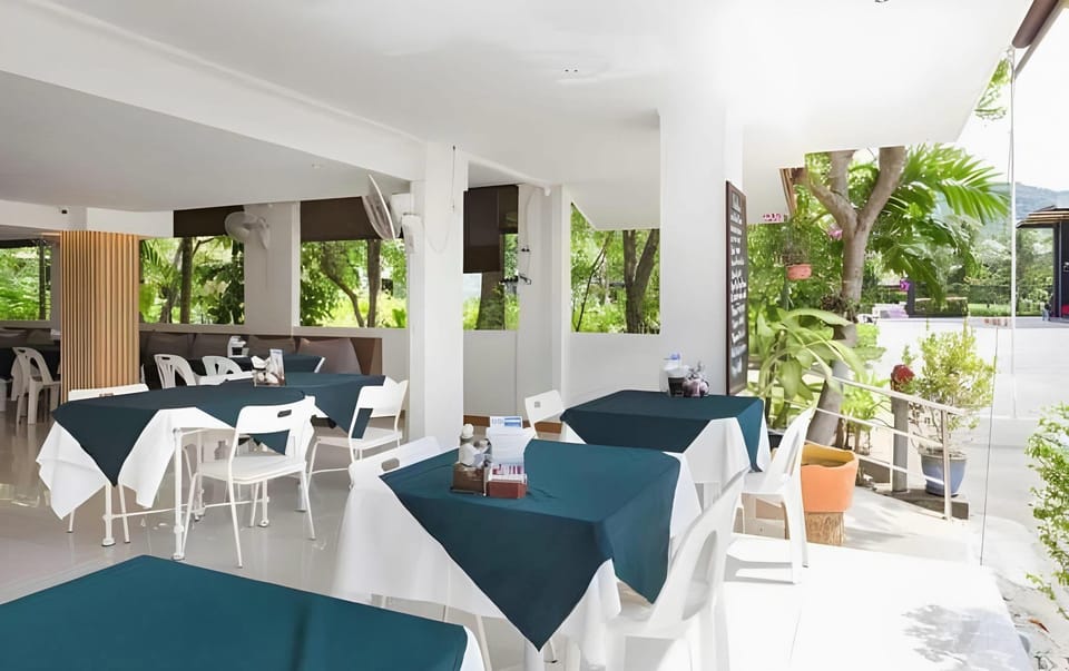 Hotel De Karon Hotel in Phuket