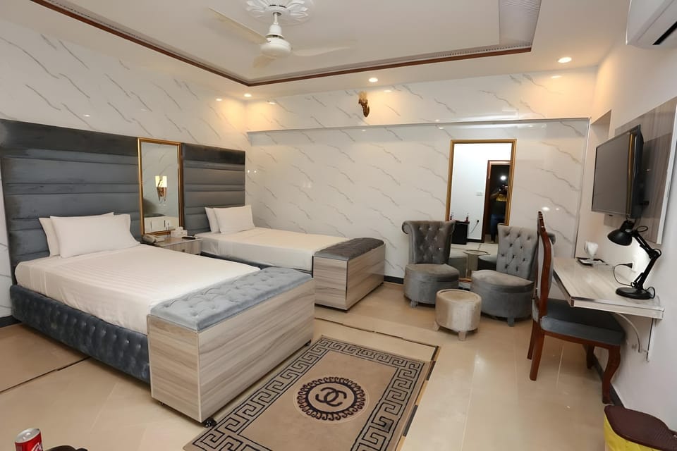 Hotel Grand Swiss Hotel in Lahore