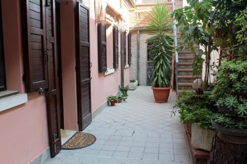 Porta del Carmine Hotel in Comacchio