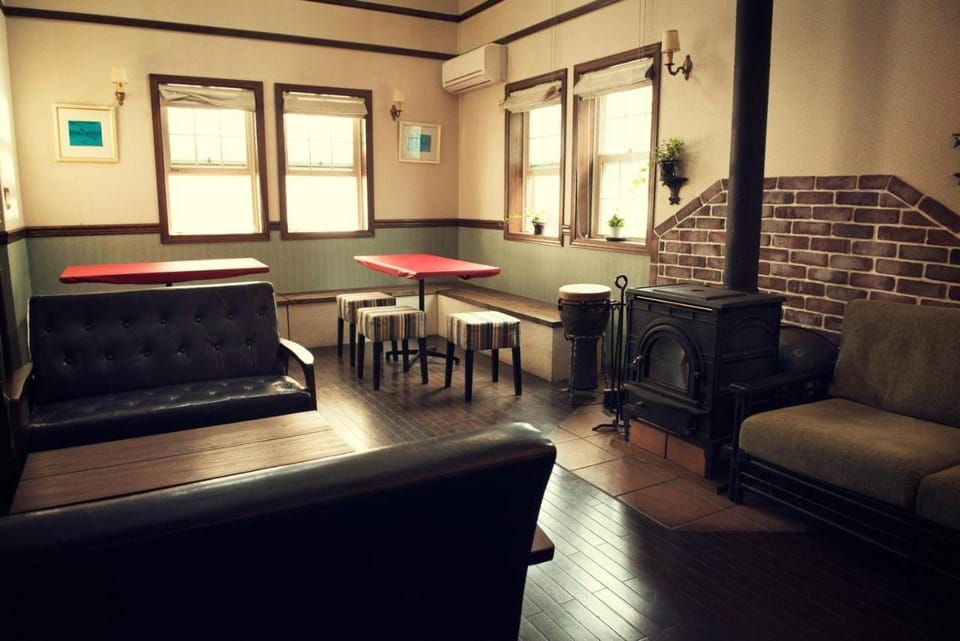 Iza Kamakura Guest House and Bar Hostel in Kanagawa Prefecture
