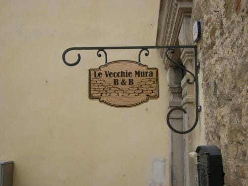 Le Vecchie Mura B & B Hotel in Umbria