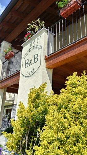 Maggiociondolo Hotel in Piedmont