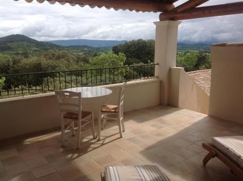 Le Mas de l'Escaillon Hotel in Provence-Alpes-Côte d'Azur
