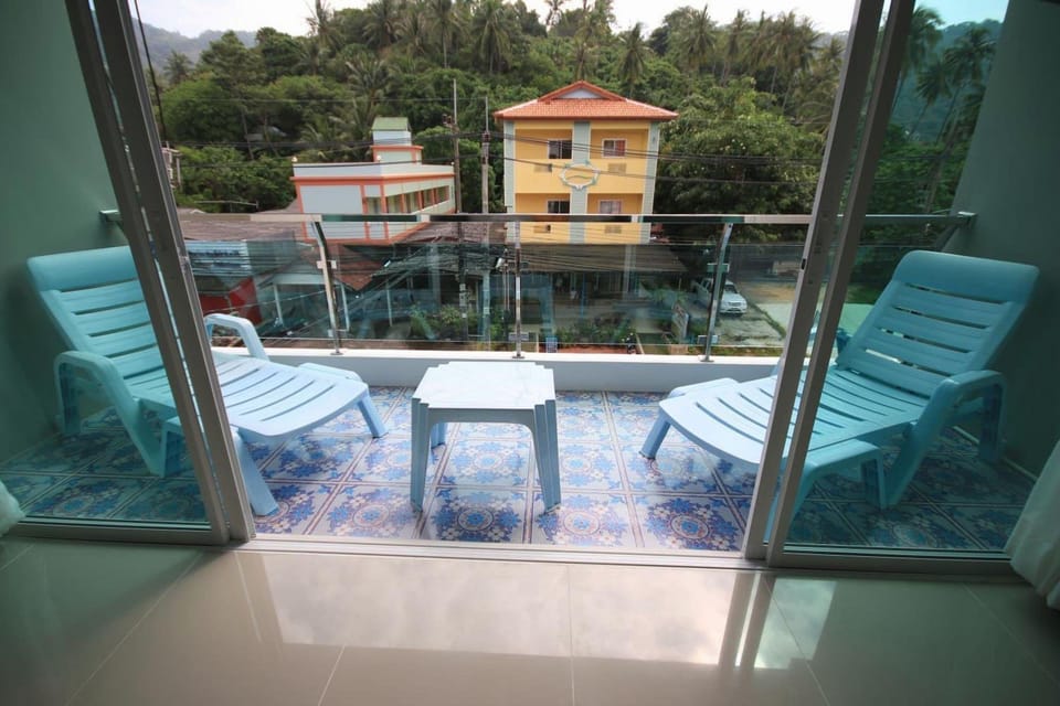 Karon Sea Side Hotel Hotel in Phuket