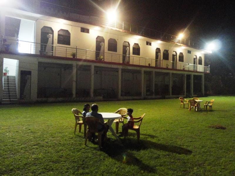 Hotel Mangalam Palace Hotel in Lucknow