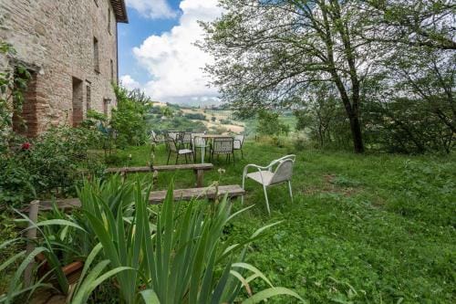 Agriturismo Il Poggio degli Scoiattoli Hotel in Perugia