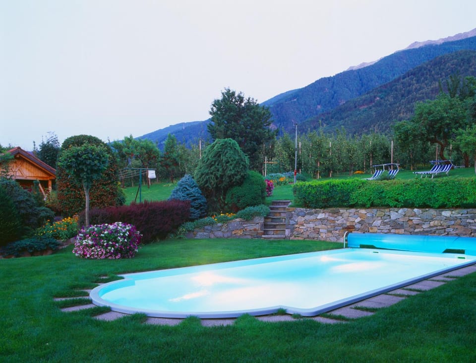 Gasthof Weisses Kreuz Hotel in Trentino-South Tyrol